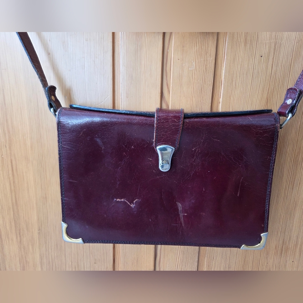 Vintage Italian Leather Crossbody Bag – Made in Italy